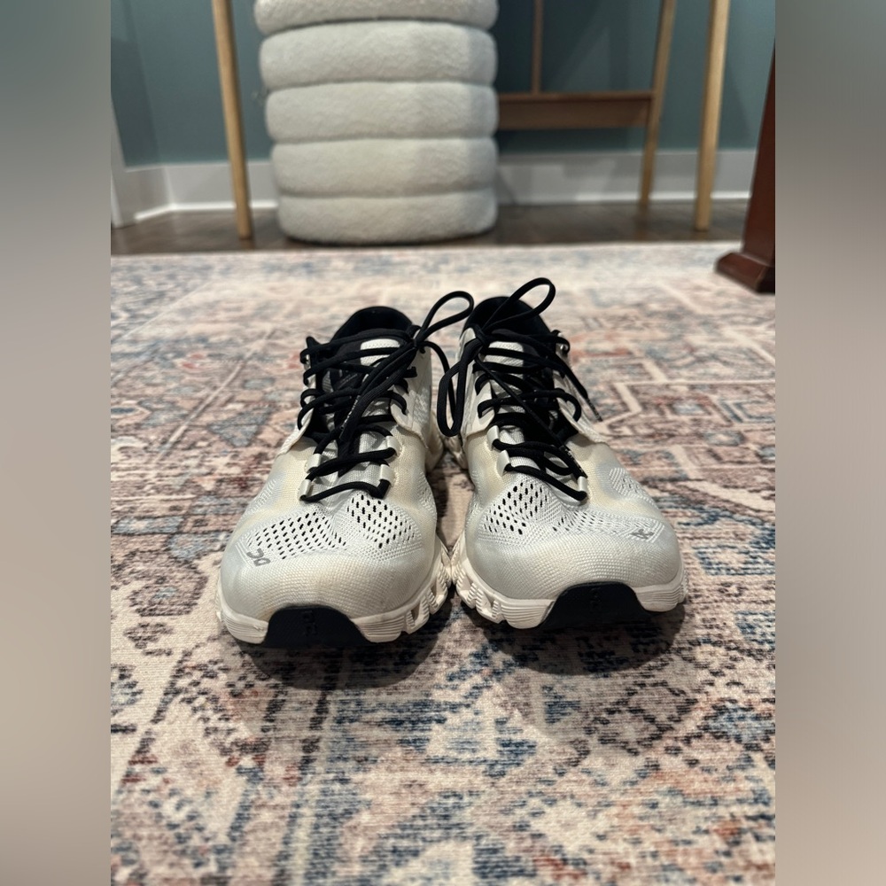 Women’s OnClouds (Cloud X 3)